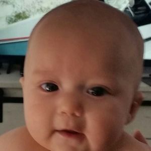 Meet your Posher, Carlos